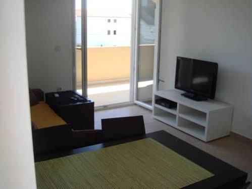 Apartments Domuzin 比奥格勒·纳·莫鲁 外观 照片