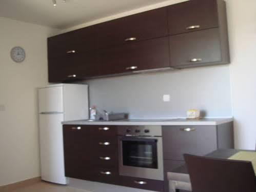 Apartments Domuzin 比奥格勒·纳·莫鲁 外观 照片