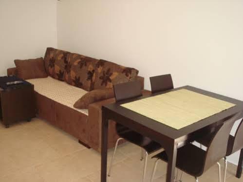 Apartments Domuzin 比奥格勒·纳·莫鲁 外观 照片